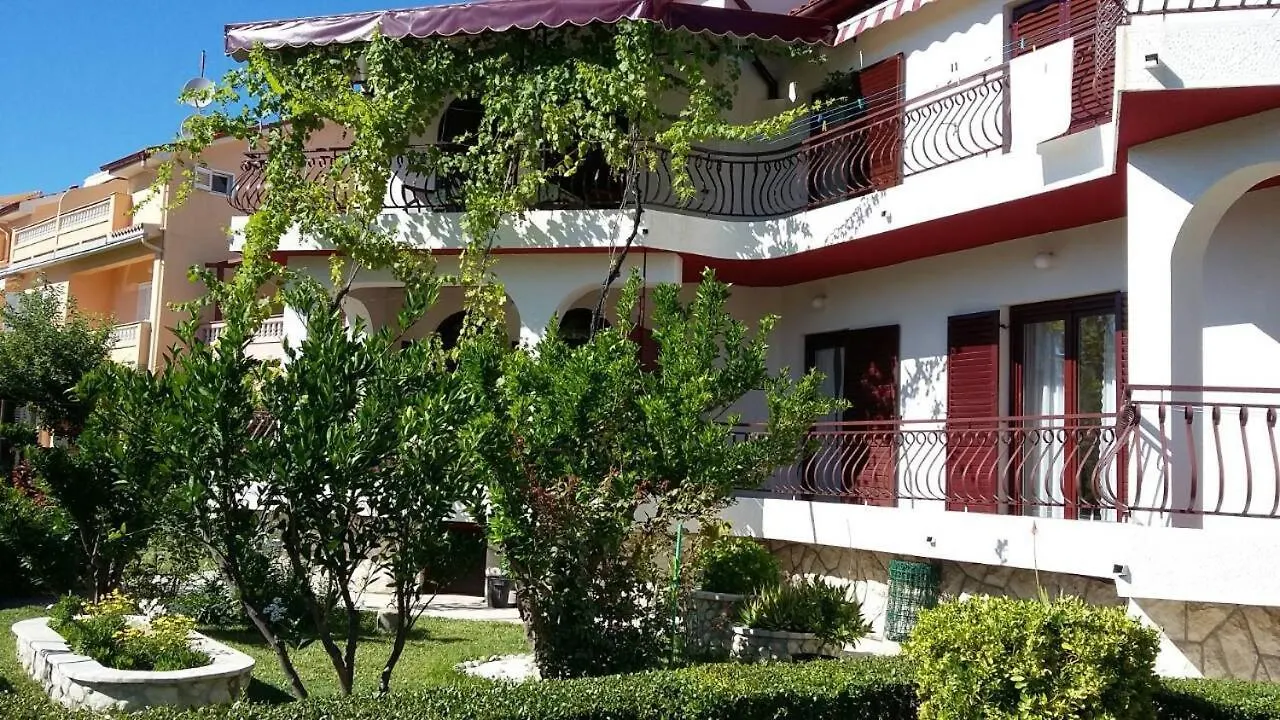 Apartments By The Sea Palit, Rab - 15794